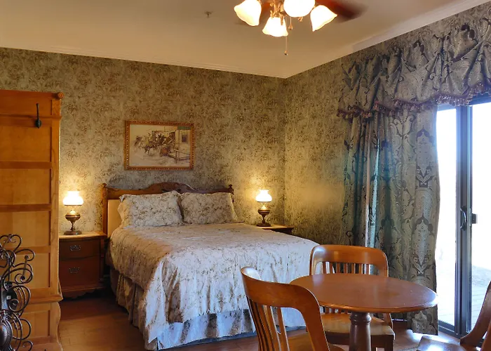 Monument Guest Ranch 4* Tombstone