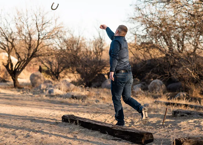 Monument Guest Ranch 4*