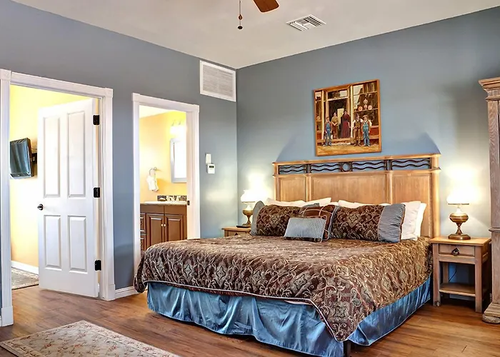 Monument Guest Ranch 4* Tombstone