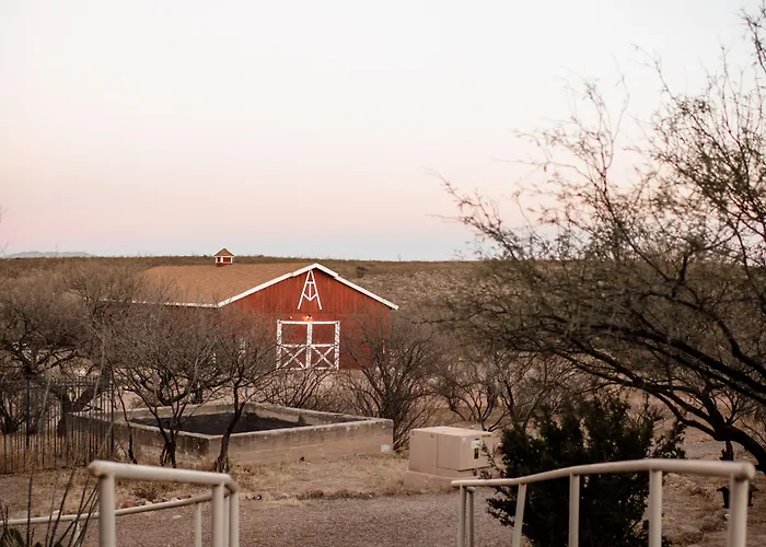 Monument Guest Ranch 4* Tombstone